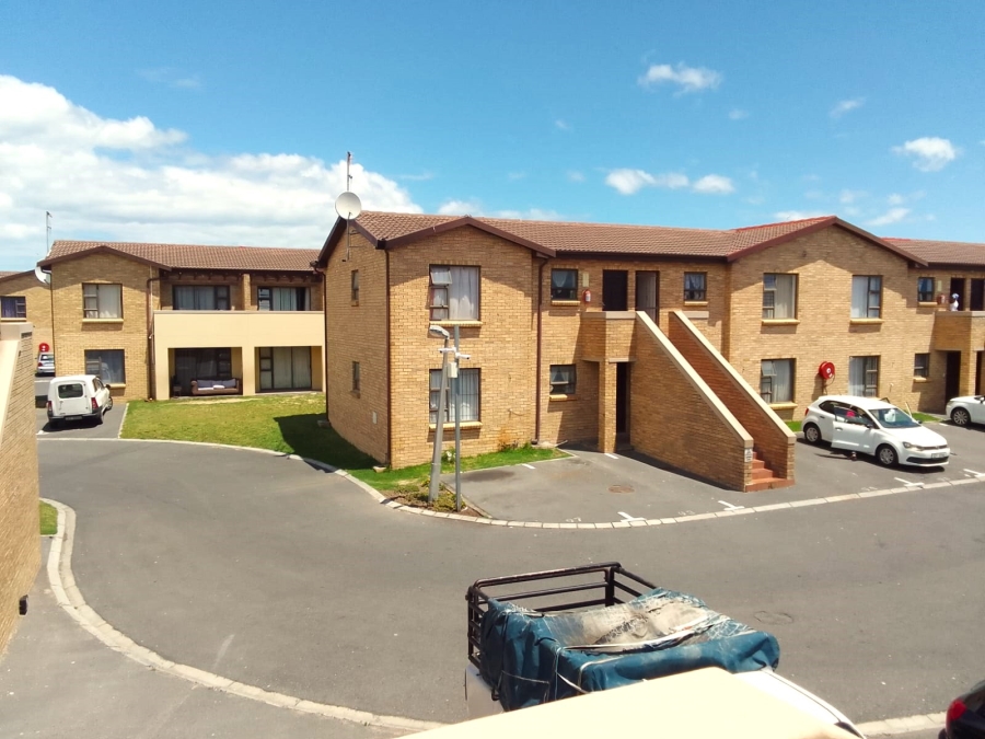 2 Bedroom Property for Sale in Guldenland Western Cape